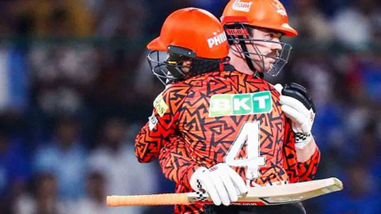 SRH vs DC | హెడ్, షహ్‌బాజ్ వీర‌విహారం.. మూడోసారి 250 ప్ల‌స్ కొట్టిన స‌న్‌రైజ‌ర్స్