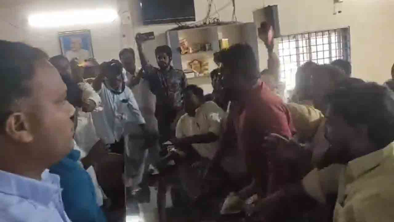 Etala Rajender | హుజురాబాద్ దళితులపై ఈటల రాజేందర్ అనుచరుల దాడి.. వీడియో