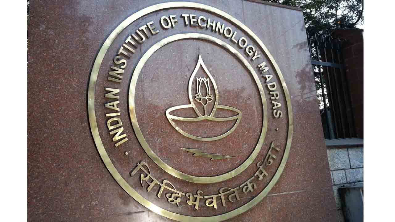 45% ఐఐటీ మద్రాస్‌ విద్యార్థులకు ప్లేస్‌మెంట్లు లేవ్‌!
