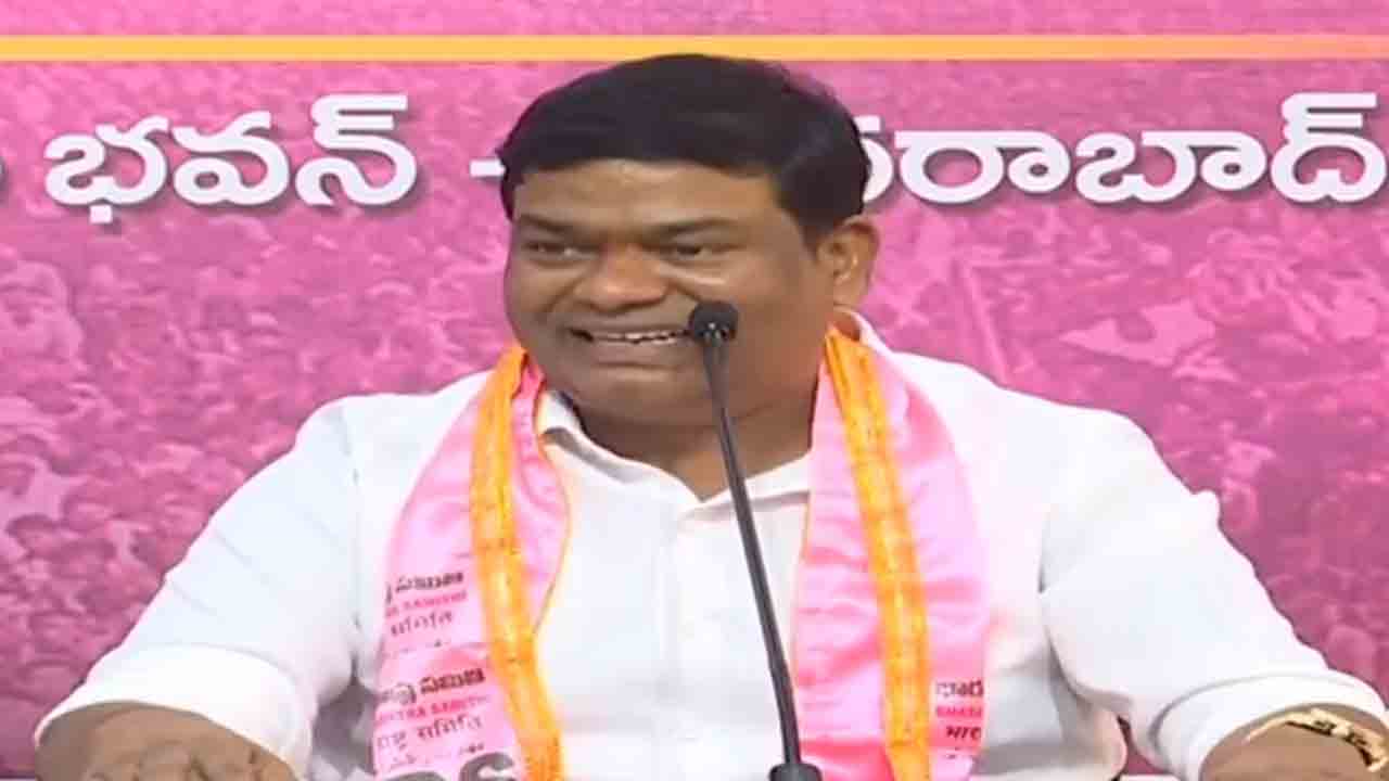 Jeevan Reddy | రంజిత్ రెడ్డి చ‌ప్రాసీ ఉద్యోగానికి కూడా ప‌నికిరాడు.. మాజీ ఎమ్మెల్యే జీవ‌న్ రెడ్డి ధ్వ‌జం