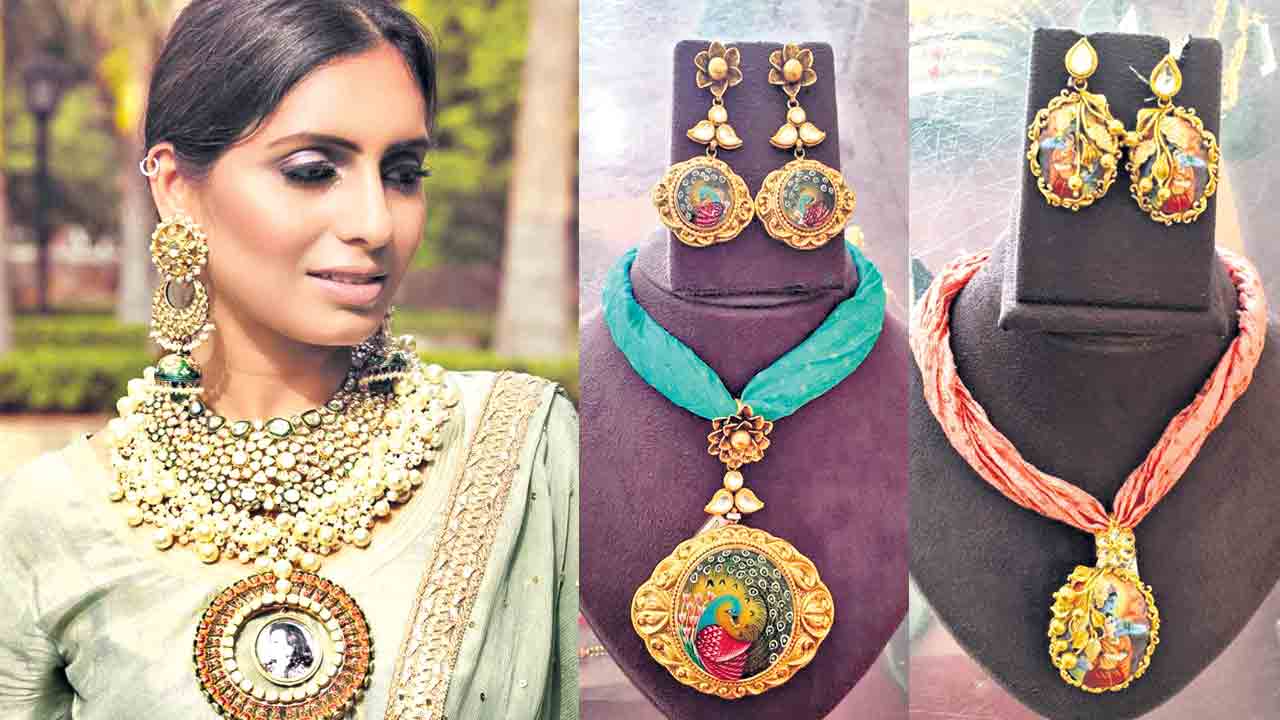 Portrait Jewellery | మళ్లీ మెరిసిపోతున్నాయ్‌.. పోట్రెయిట్‌ నగలపై మగువల కన్ను