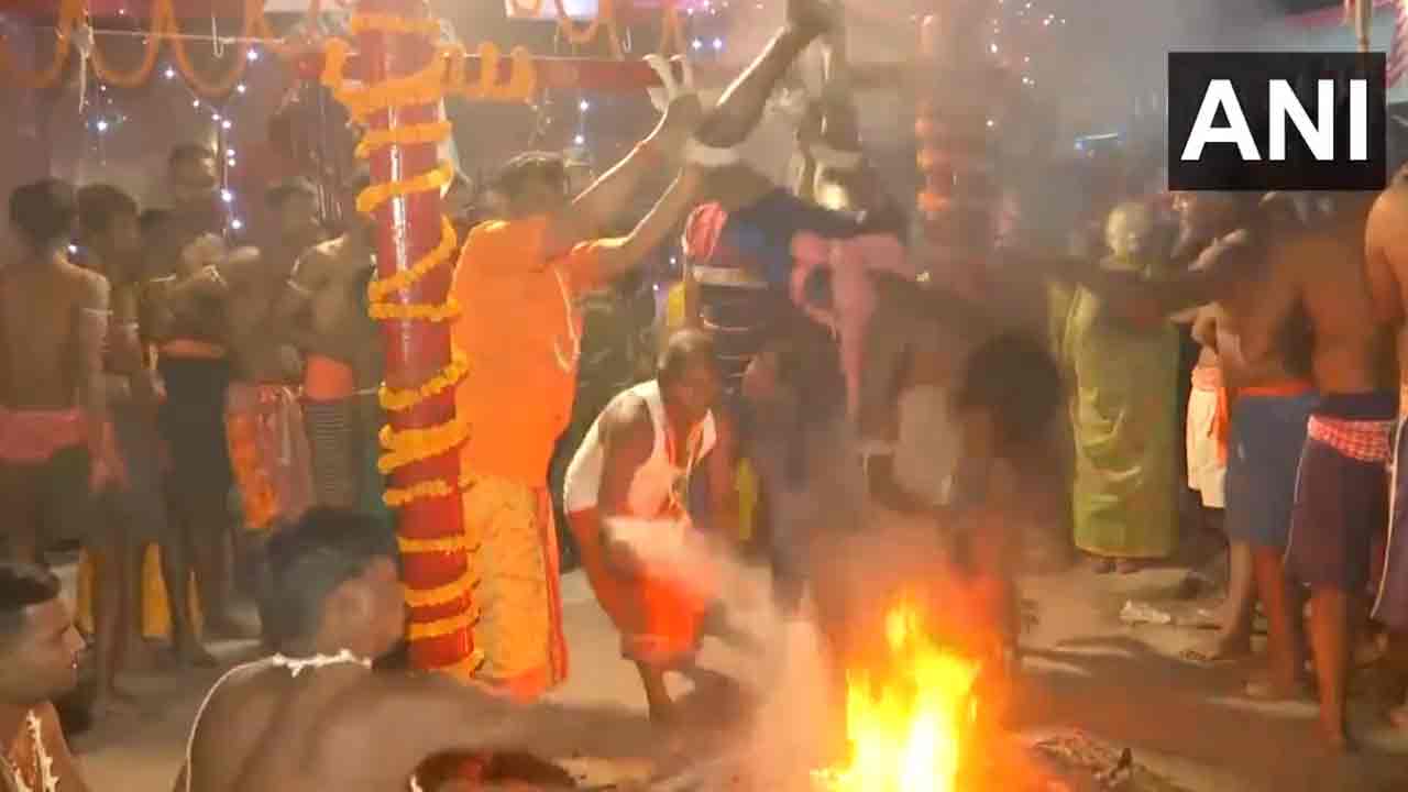 Jharkhand: జార్ఖండ్‌లో ప్రాచీన ఆచారం.. మండ వేడుక వీడియో చూశారా?