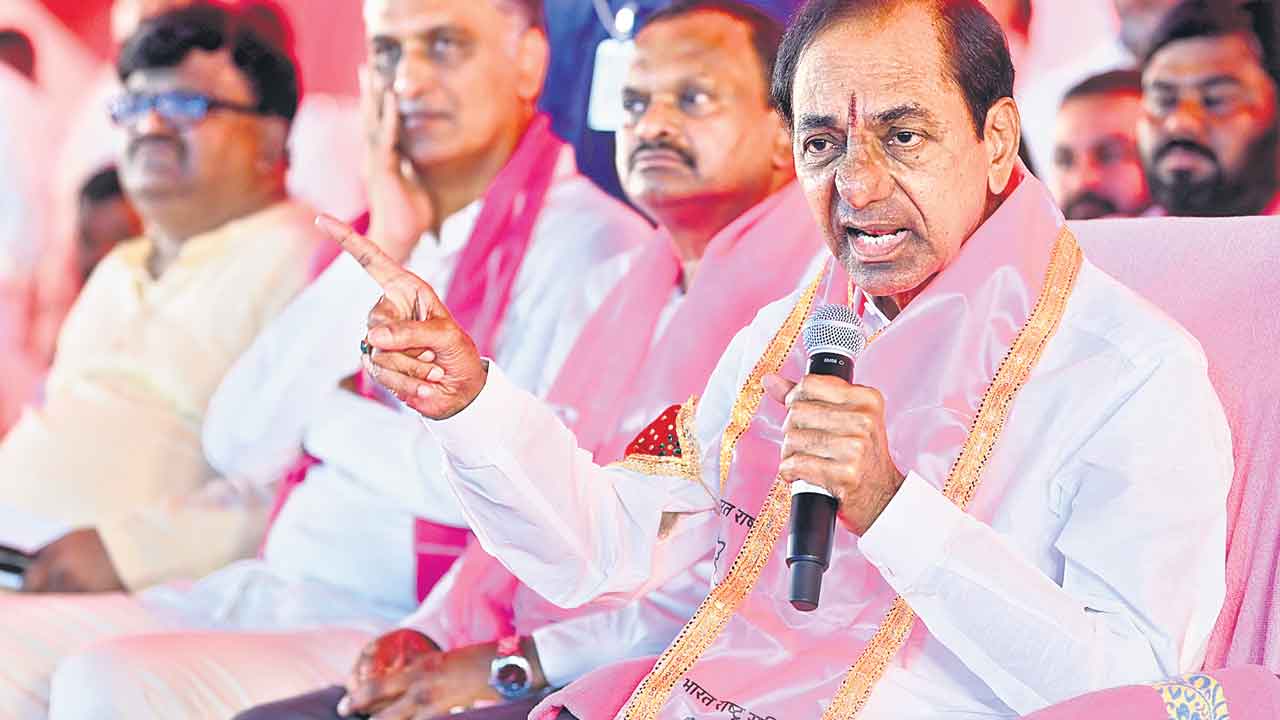KCR | మహనీయుడు అంబేద్కర్‌కు అవమానమా? : కేసీఆర్‌