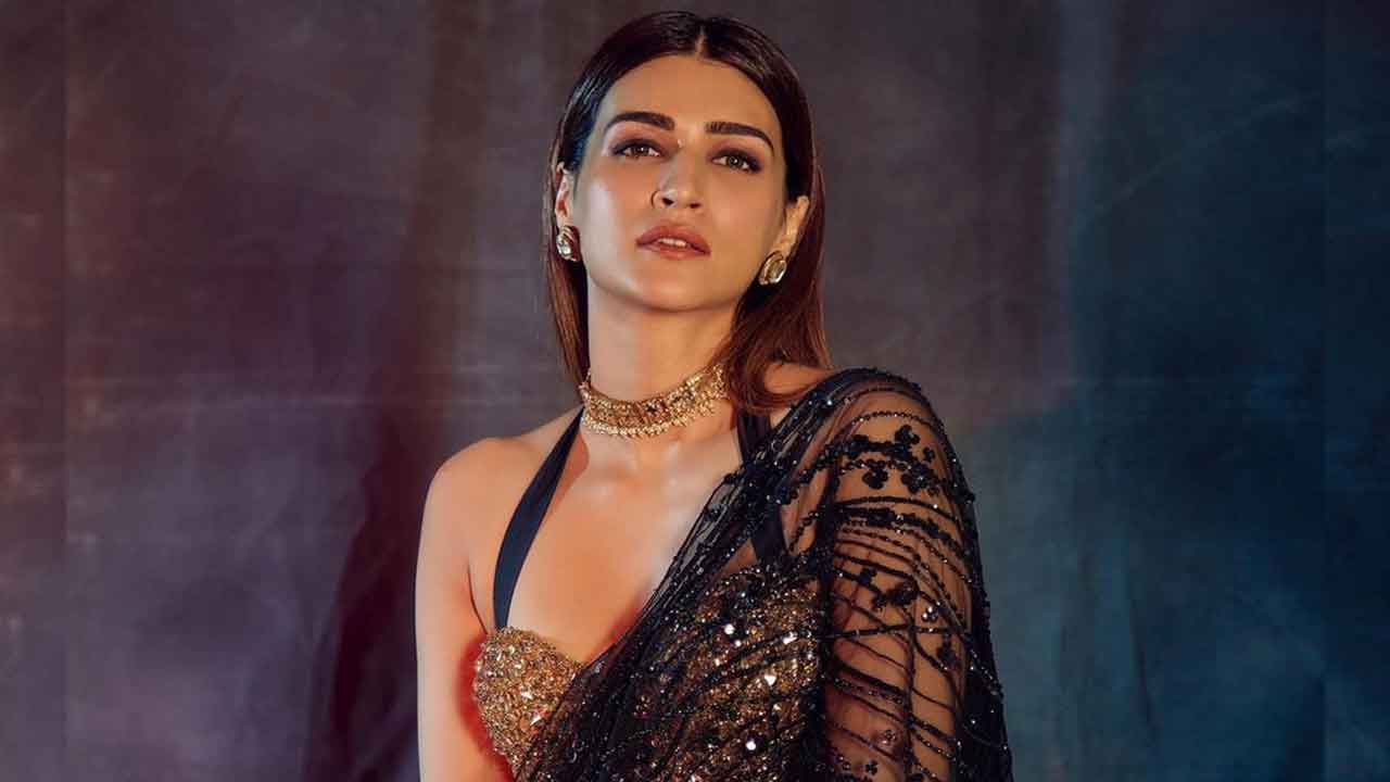 Kriti Sanon | అవకాశాలు ఎవరూ ఇవ్వరు.. మనమే సృష్టించుకోవాలంటున్న కృతిసనన్