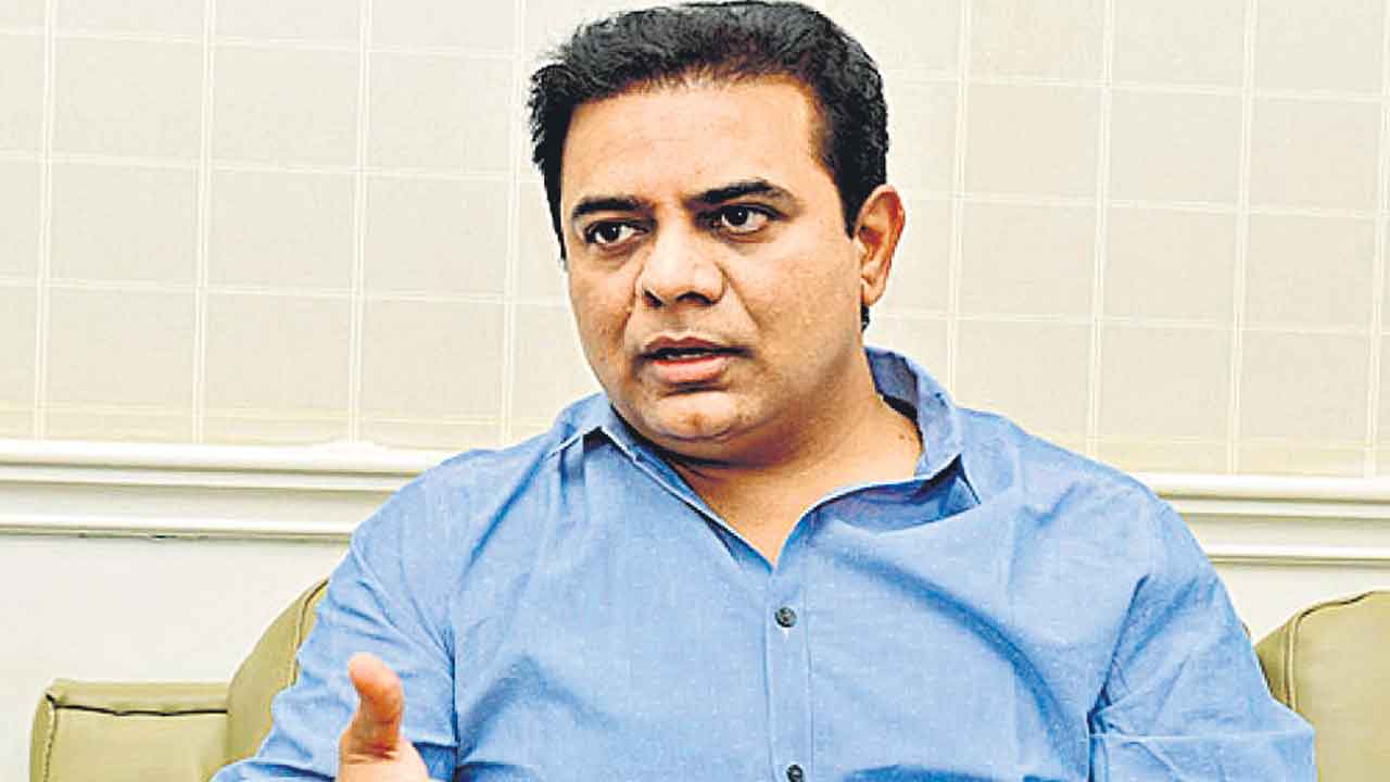 KTR | ఢిల్లీకి వెళ్లిన బీఆర్‌ఎస్‌ వర్కింగ్‌ ప్రెసిడెంట్‌ కేటీఆర్‌
