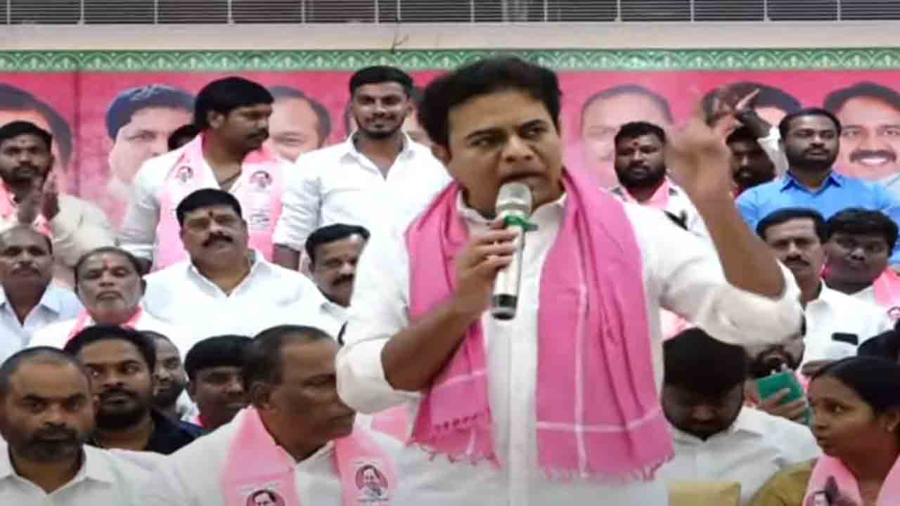 KTR | ఉద్వేగాలు కాదు.. ఉద్యోగాలు కావాలి.. యువతకు కేటీఆర్ సూచన