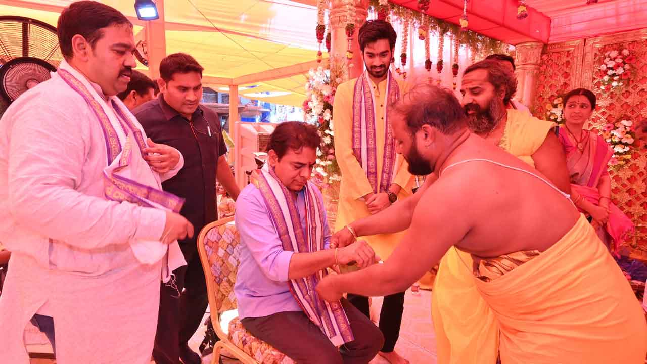 KTR | కూకట్‌పల్లిలోని రాముడిని దర్శించుకున్న కేటీఆర్