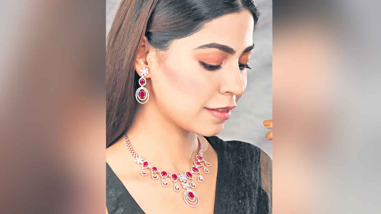 కెంపు సొంపులు