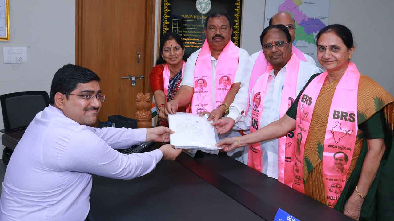 Kyama Mallesh | భువనగిరి బీఆర్‌ఎస్‌ ఎంపీ అభ్యర్థిగా నామినేషన్‌ వేసిన క్యామ మల్లేష్‌