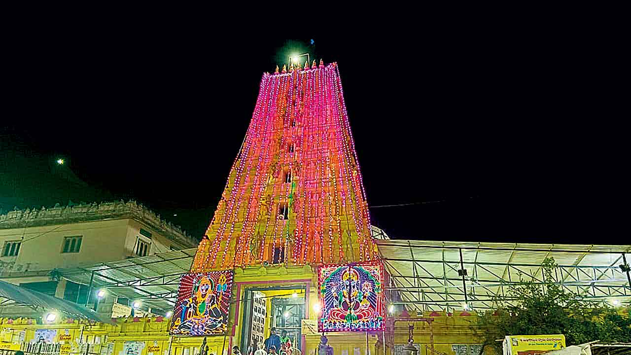 నిత్యావసరాల కొనుగోళ్లపై మార్గదర్శకాలు