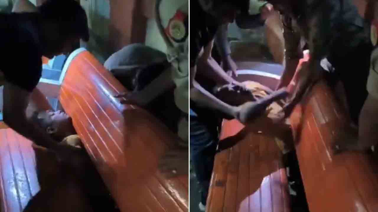 Viral Video | బెంచీ మ‌ధ్య‌లో ఇరుక్కున్న తాగుబోతు త‌ల‌.. చివ‌ర‌కు ఏం జ‌రిగిందంటే..?