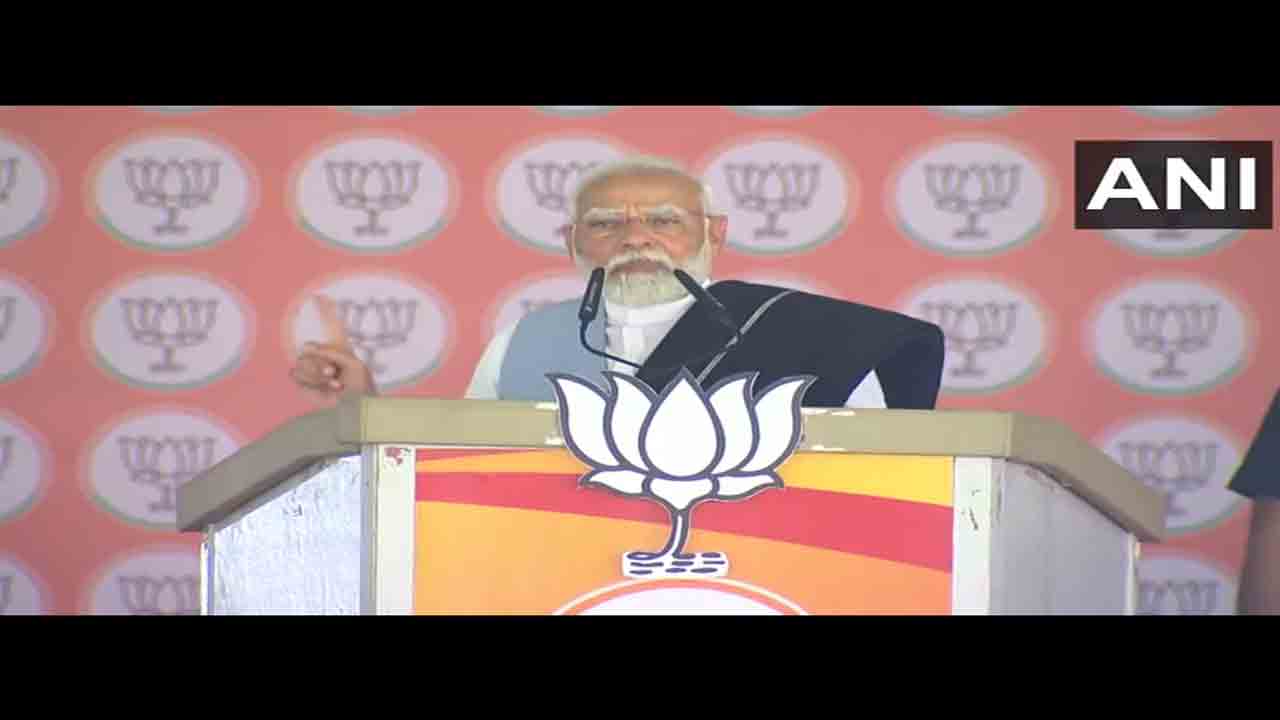 PM Modi | టెక్ హబ్ను ట్యాంకర్ హబ్గా మార్చిన కాంగ్రెస్ : ప్రధాని మోదీ