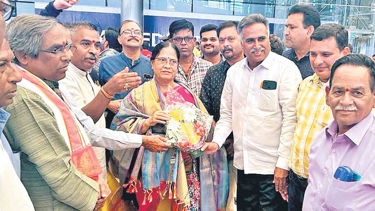 ఎమ్మెల్సీ వాణీదేవికి ఘనస్వాగతం