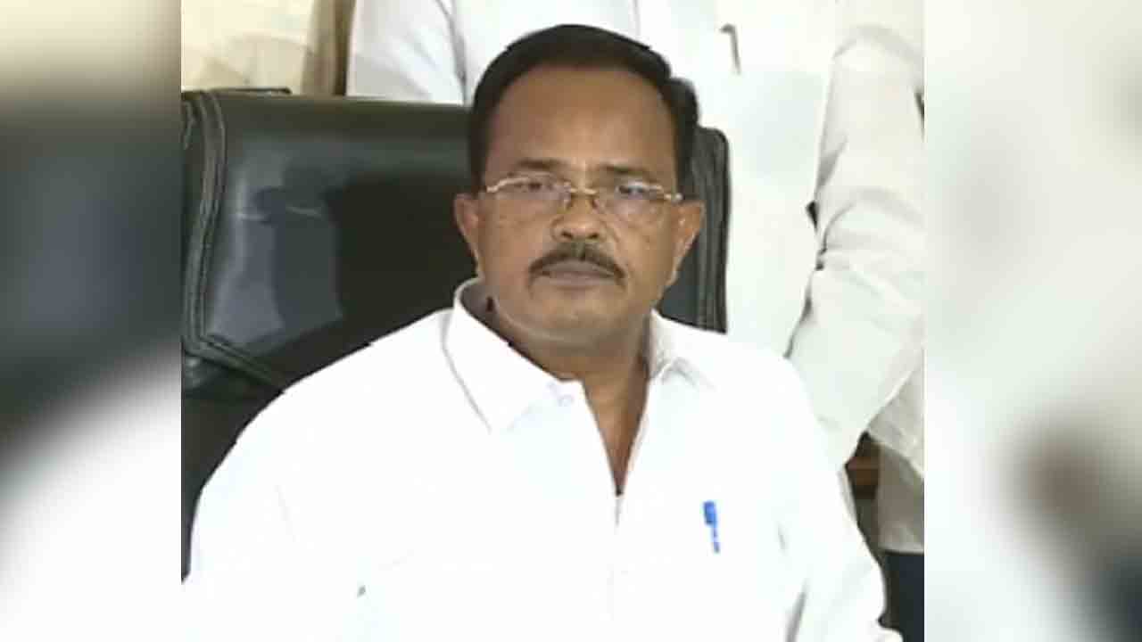 Motkupalli Narasimhulu | గడ్డం వివేక్‌ కుటుంబంలో ముగ్గురికి టికెట్‌ ఎట్లిస్తరు..?.. ప్రశ్నించిన మోత్కుపల్లి