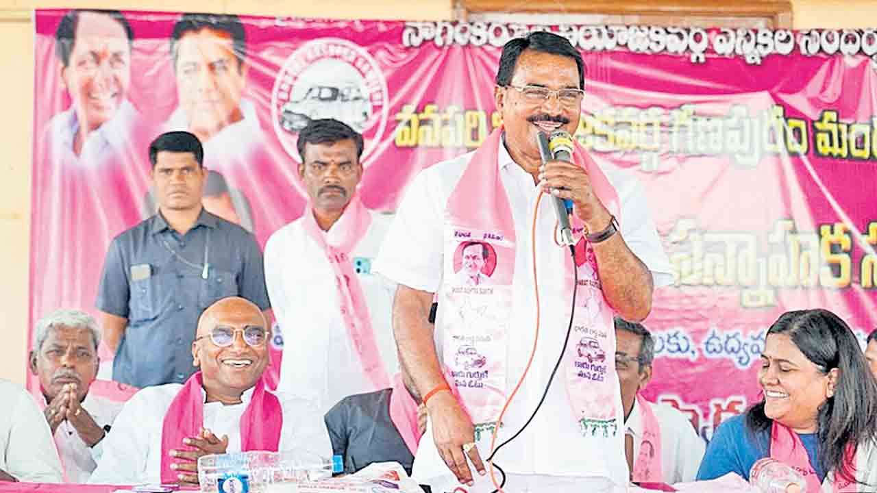 ప్రాజెక్టులను పూర్తి చేసేవరకు పోరాడుతాం