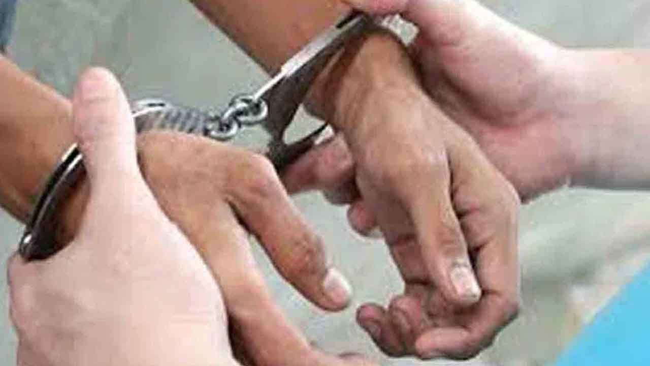 రైస్‌మిల్‌ యజమానిపై నాన్‌బెయిలబుల్‌ కేసు