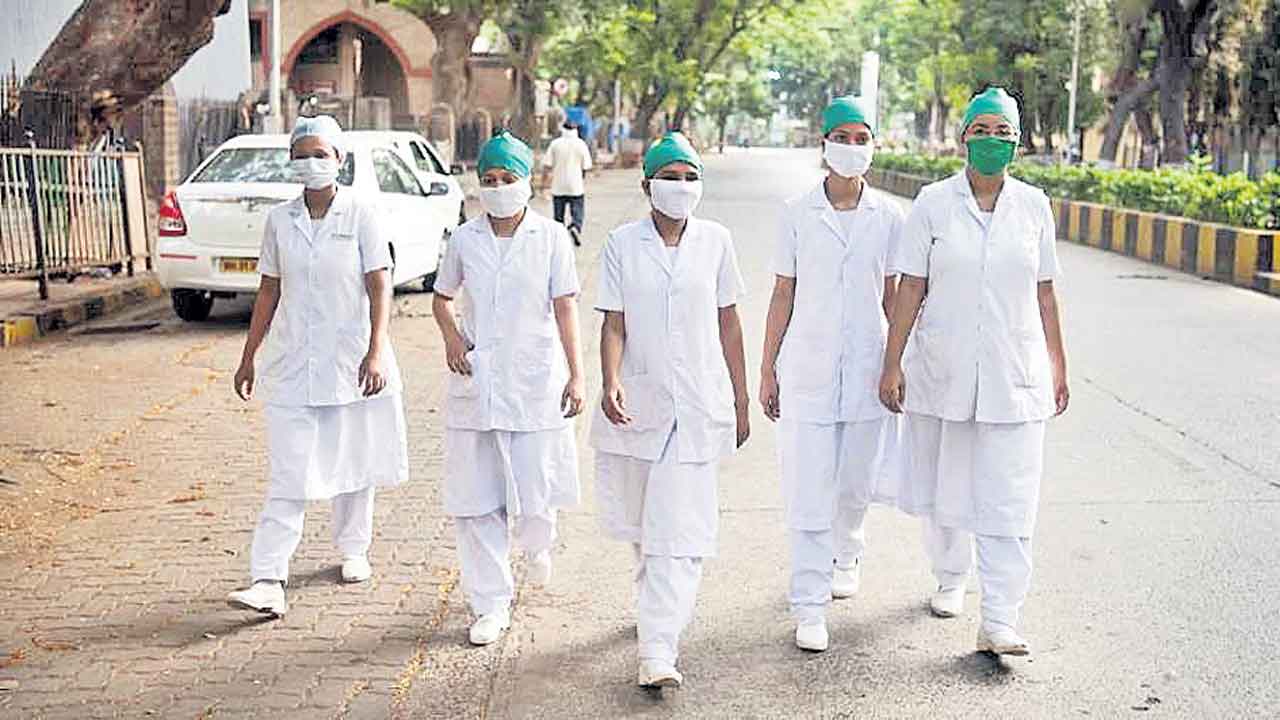 Job Notification | ఆరోగ్య శాఖ‌లో మ‌రో 371 పోస్టుల భ‌ర్తీకి నోటిఫికేష‌న్ విడుద‌ల‌