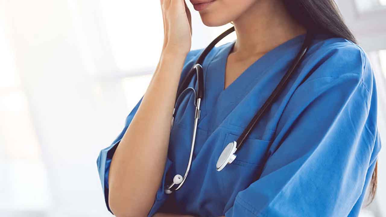 కొత్త నర్సింగ్‌ ఆఫీసర్లకు త్వరలో జీతాలు