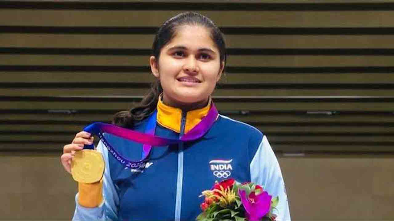 Paris Olympics | కాంస్యంతో ఒలింపిక్స్ బెర్తు.. 20వ షూట‌ర్‌గా పాల‌క్ గులియా