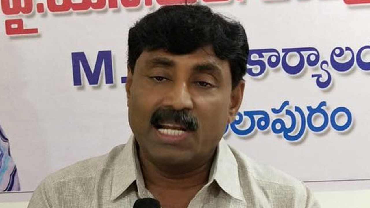 Ravindranath Reddy | షర్మిలకు తెలివి ఉందో.. లేదో తెలియట్లేదు.. రవీంద్రనాథ్ రెడ్డి సంచలన వ్యాఖ్యలు