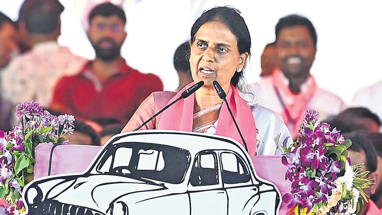 MLA Sabitha Indra Reddy | చేవెళ్ల సీటును కేసీఆర్‌కు గిఫ్ట్‌గా ఇద్దాం