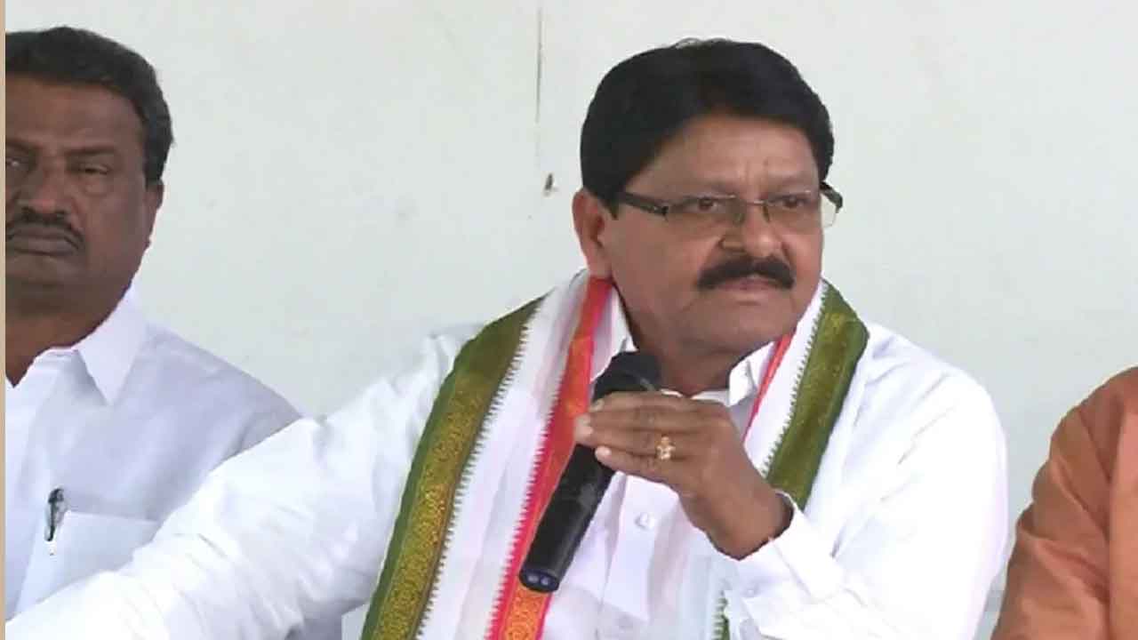 Sarvey Sathyanarayana | కొత్తగొచ్చినోళ్లు మాదిగలను మరుస్తున్నరు.. తుమ్మితే ఊడిపోయేలా కాంగ్రెస్ సర్కార్: సర్వే సత్యనారాయణ