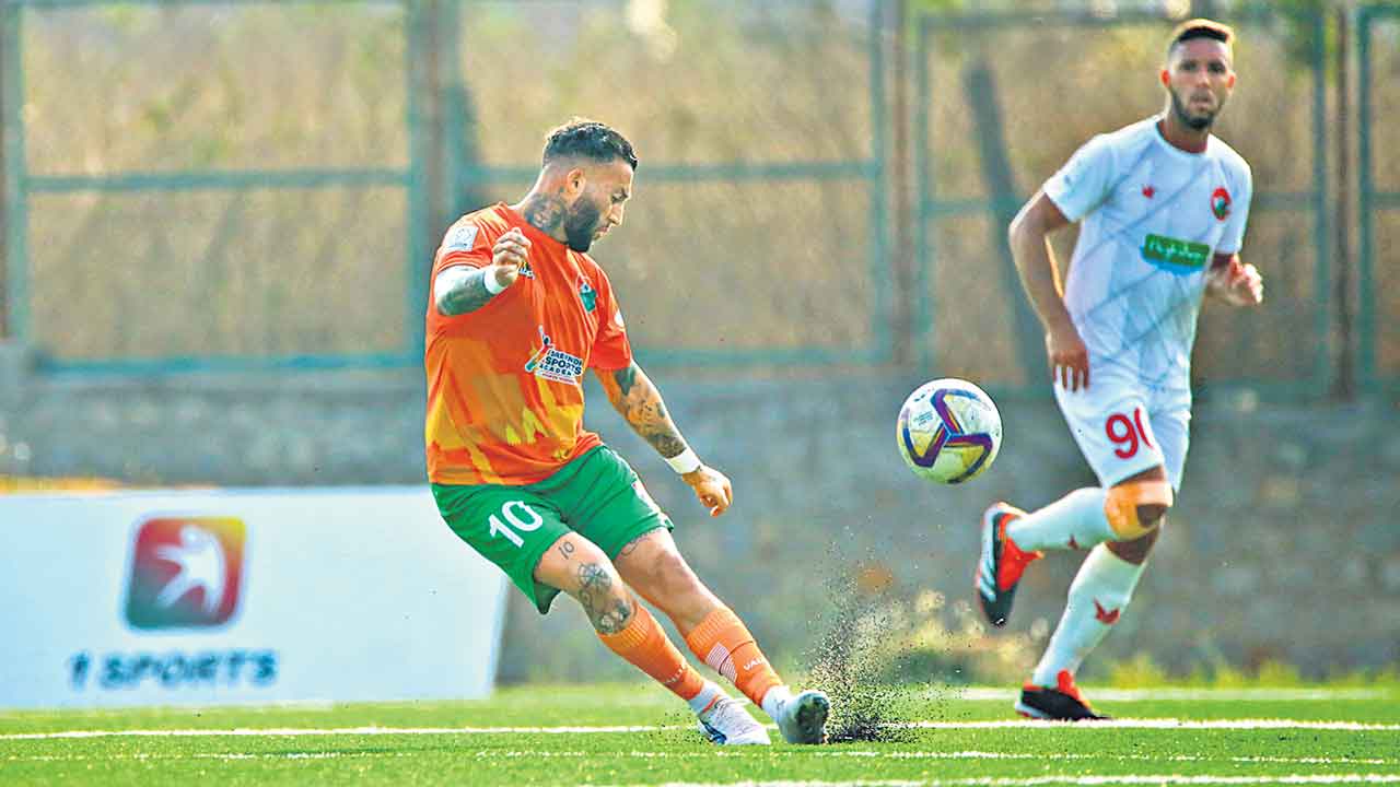 శ్రీనిధి ఉత్కంఠ విజయం