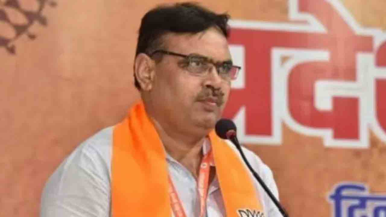 కాంగ్రెస్ మునిగే నావ‌..గెలుపుపై న‌మ్మ‌కం లేక అభ్య‌ర్ధుల మార్పు : బీజేపీ