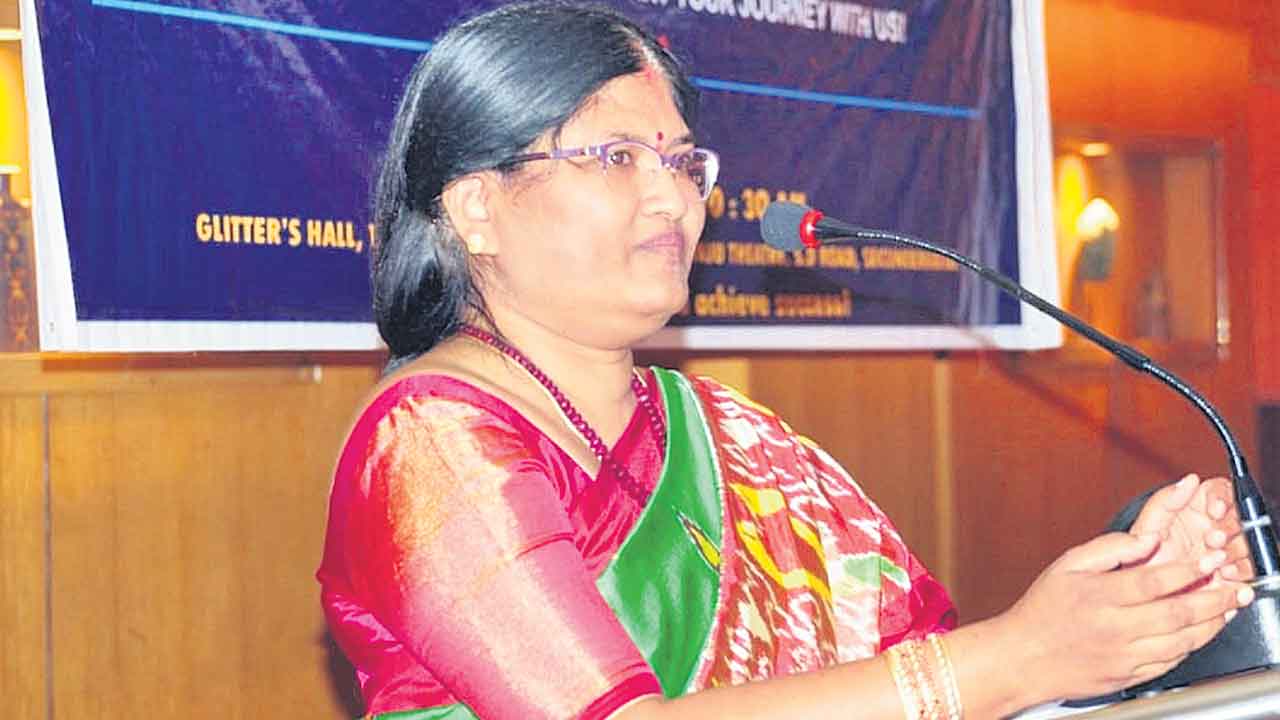 Startup Story | నాన్ స్టాప్ ఉపాధి.. నైపుణ్యం సాధిస్తే బతుకు బండి సునాయాసంగా..