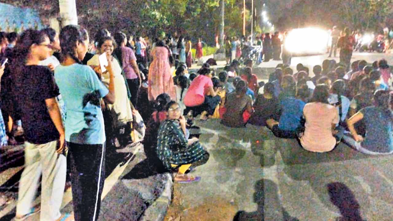 Osmania University | నీళ్లు, కరెంటు కోతలకు సాక్ష్యం ఓయూ