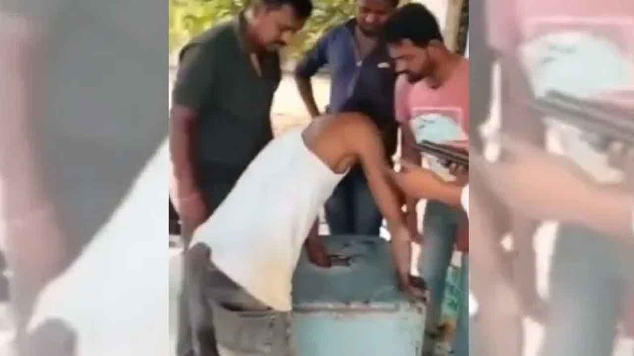 Thief | హుండీలో ఇరుక్కున్న దొంగ చేయ్యి.. అసలు ఏమైందంటే?