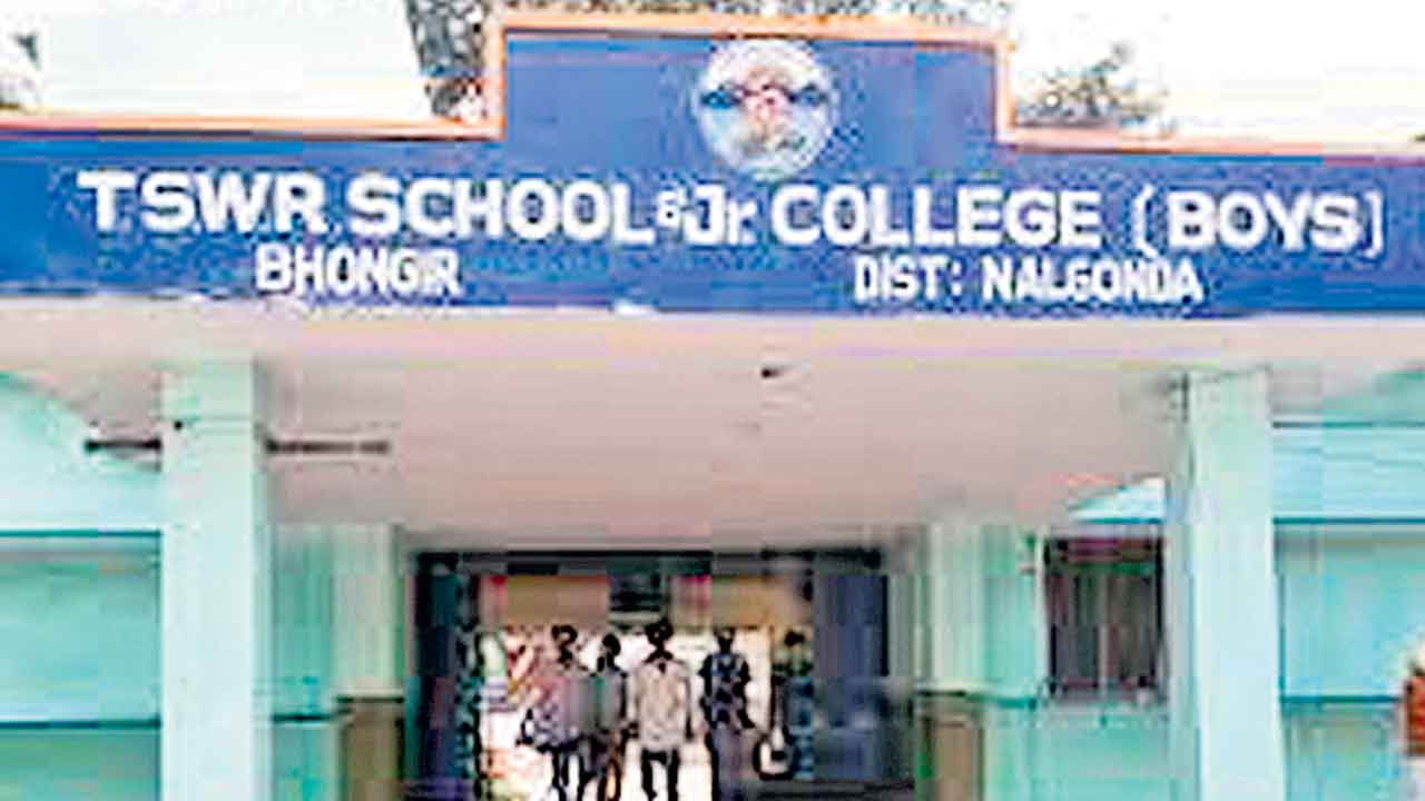 Gurukula Schools | ప్రిన్సిపాళ్ల కక్కుర్తి పిల్లల ప్రాణం మీదికి!.. సోషల్‌ వెల్ఫేర్‌ గురుకులాల్లో వరుస ఘటనలు