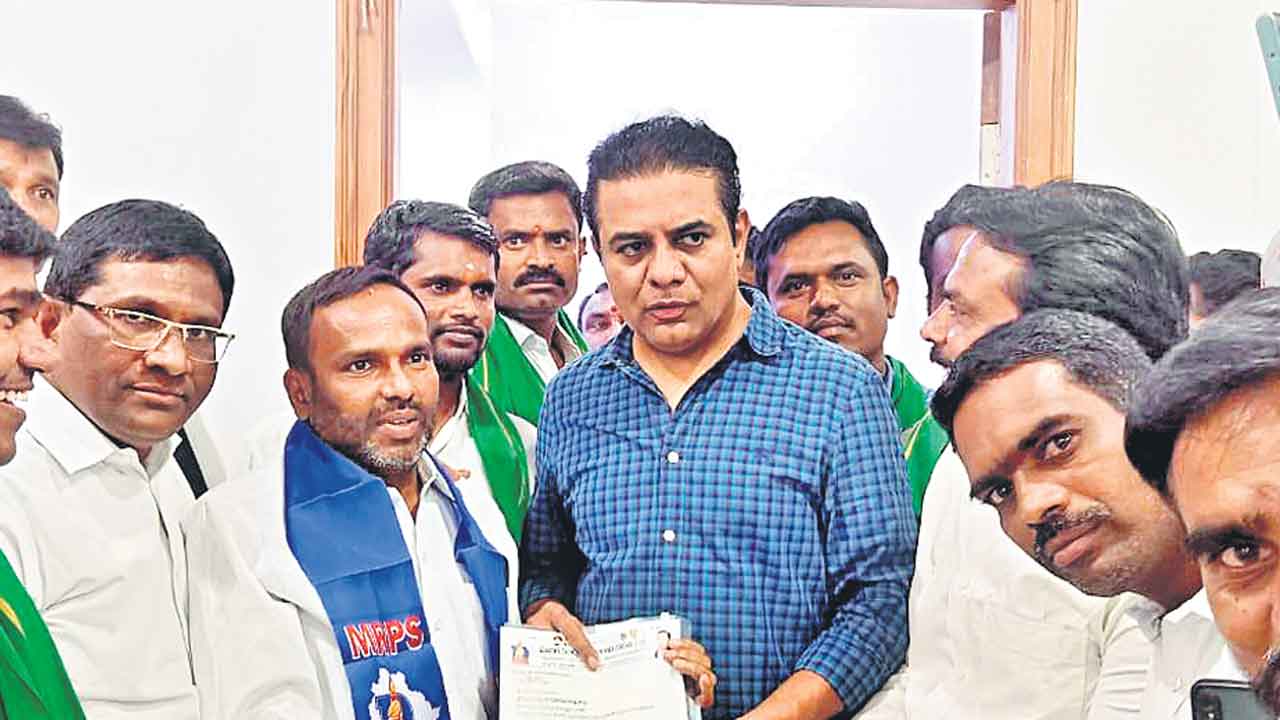 వరంగల్‌ ఎంపీ టికెట్‌ కేటాయించండి