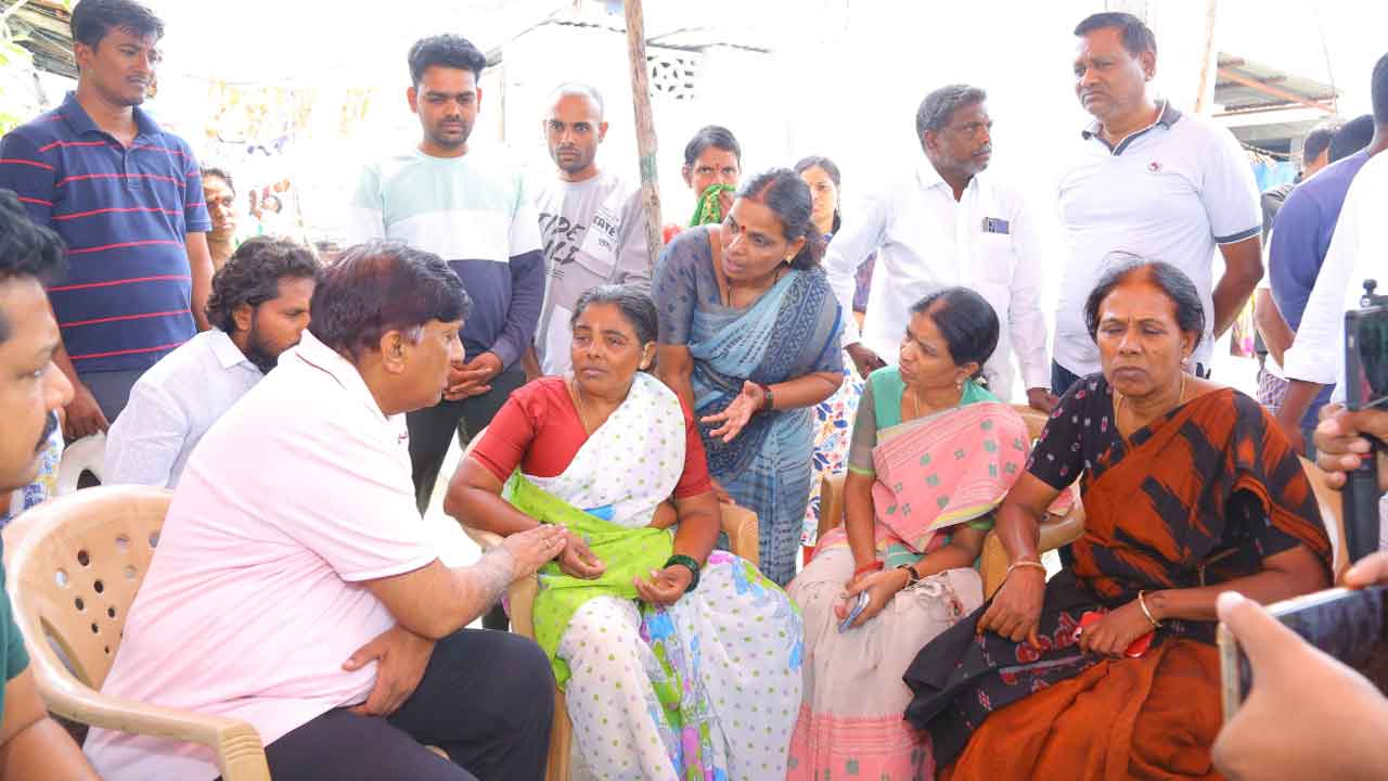 Vinod Kumar | నేతన్నలపై ప్రభుత్వం కక్ష కట్టొద్దు.. ఆర్డర్లు ఇచ్చి ఆదుకోవాలి