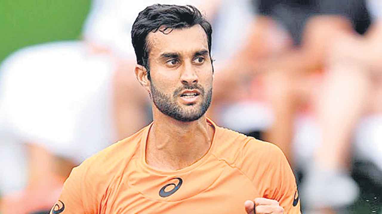 క్వార్టర్స్‌లో బాంబ్రీ జోడీ