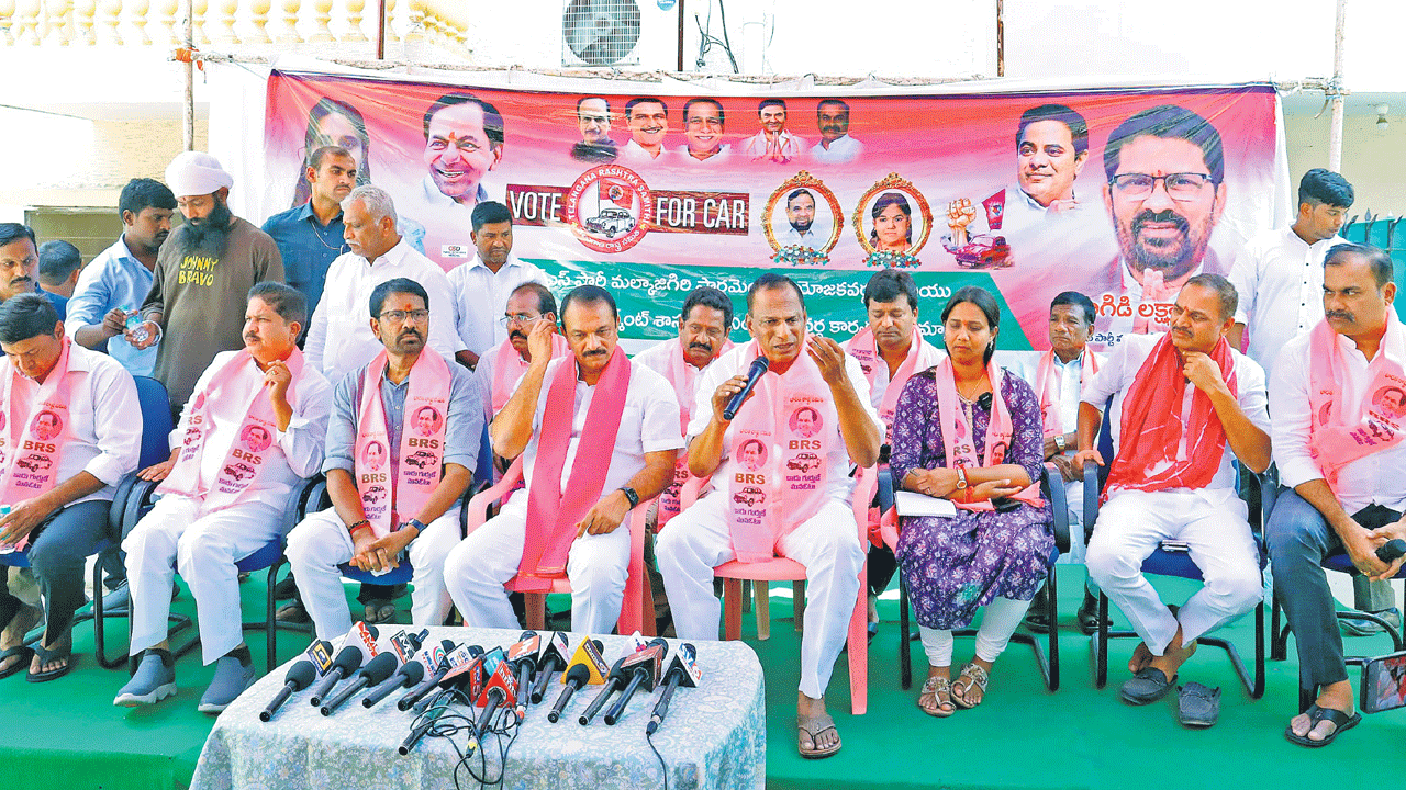 కాంగ్రెస్‌, బీజేపీ మ్యాచ్‌ ఫిక్సింగ్‌