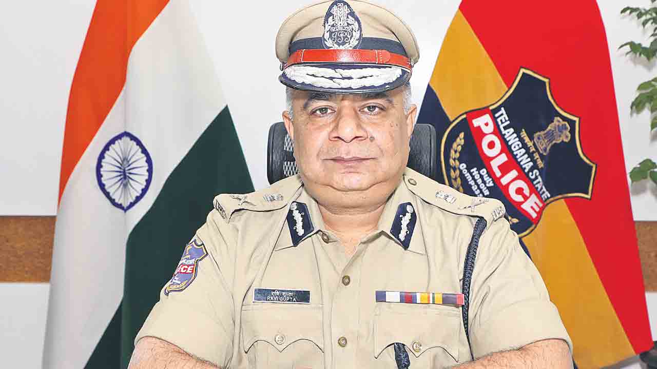 సోషల్‌ మీడియా రూమర్లపై నజర్‌