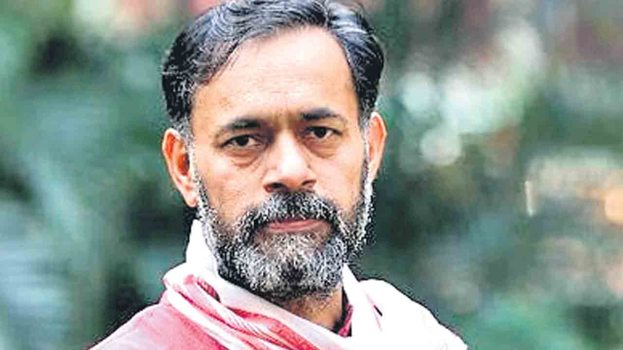 Yogendra Yadav | ఎన్డీయేకు మ్యాజిక్‌ ఫిగర్‌ రాదు.. బీజేపీ కూటమికి దేశవ్యాప్తంగా 268 సీట్లు దాటవు: యోగేంద్ర యాదవ్‌