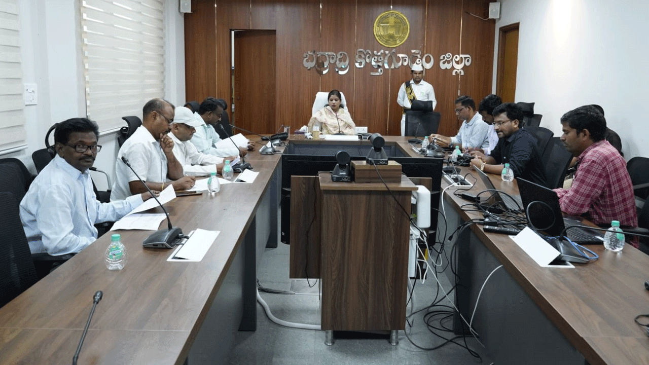 బ్యాలెట్‌ యూనిట్ల ర్యాండమైజేషన్‌ పూర్తి