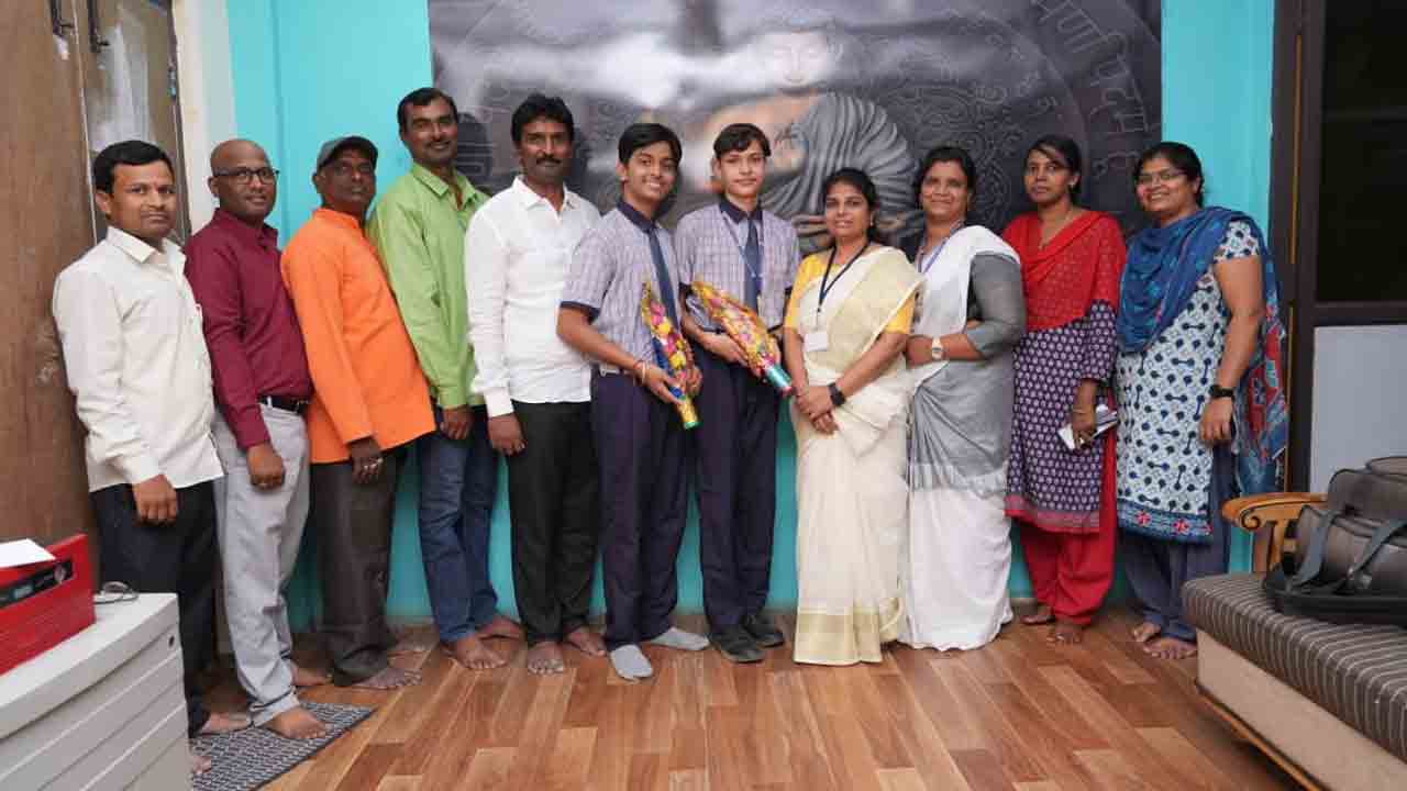 టెన్త్‌ ఫలితాల్లో గెలాక్సీ విజయభేరి