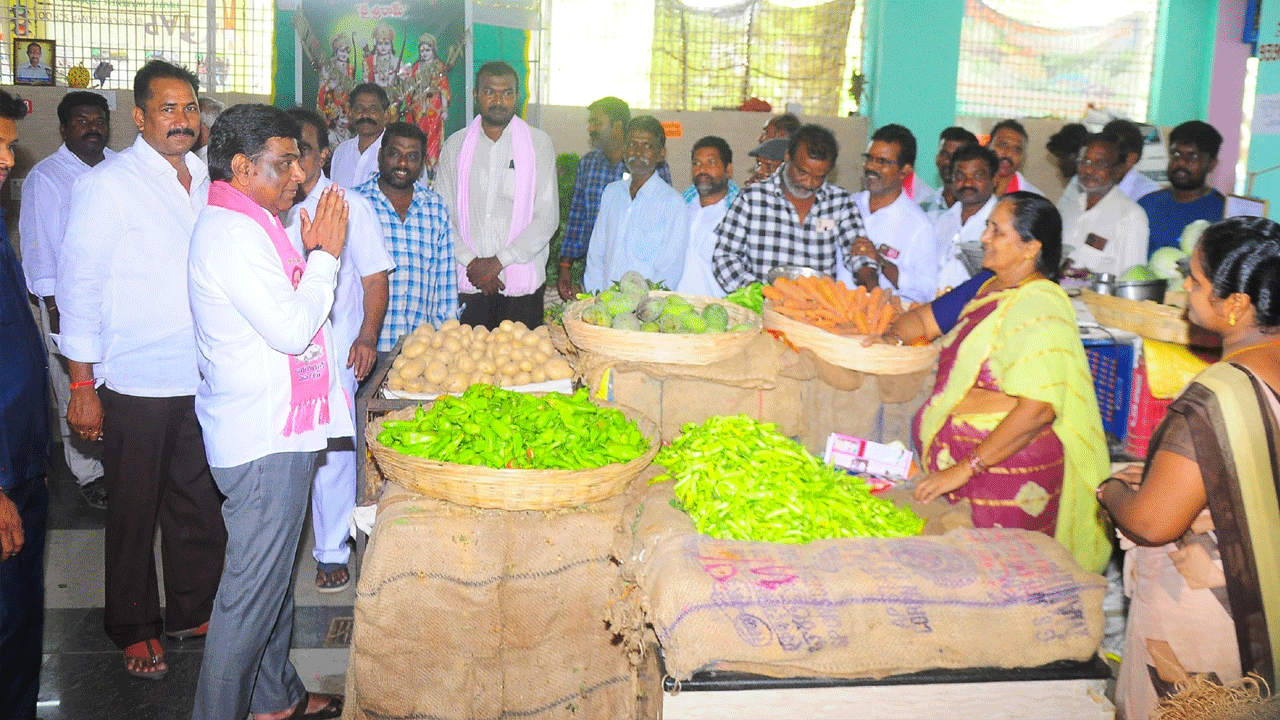 మీతో మమేకమయ్యా.. కట్టుబడి పని చేస్తా..