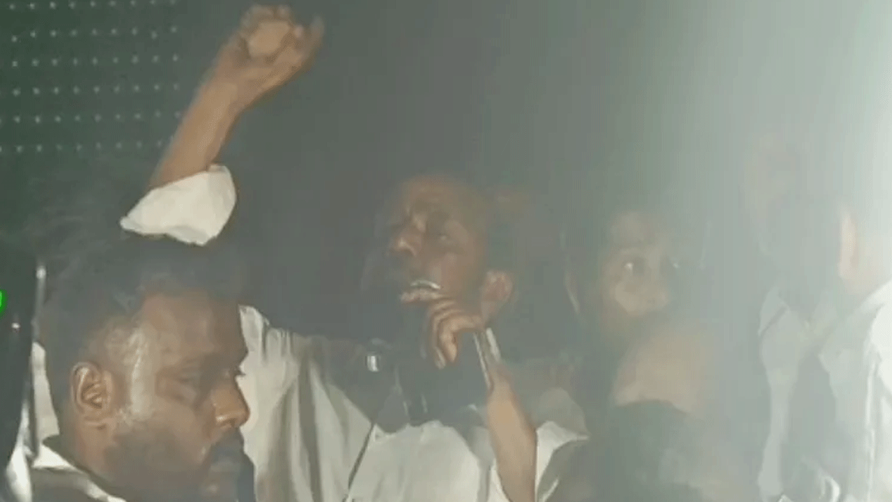 ఏపీలో ఆర్‌ కృష్ణయ్యపై రాయితో దాడి