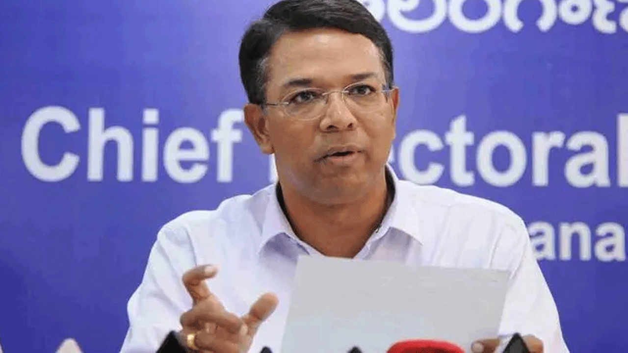 301.03 కోట్లు సీజ్‌