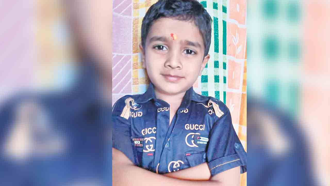 డెంగీతో బాలుడు మృతి