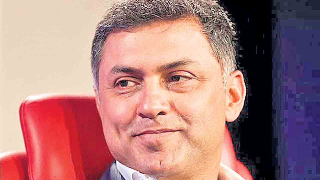 భారత సంతతి సీఈవో వేతనం 1,261 కోట్లు