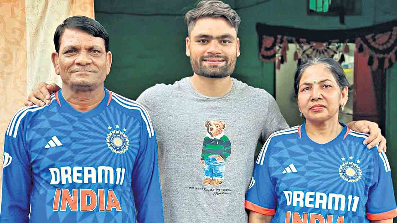 Rinku Singh | చాలా బాధ కల్గింది.. టీ20 ప్రపంచకప్‌కు రింకూ ఎంపిక కాకపోవడంపై తండ్రి ఆవేదన