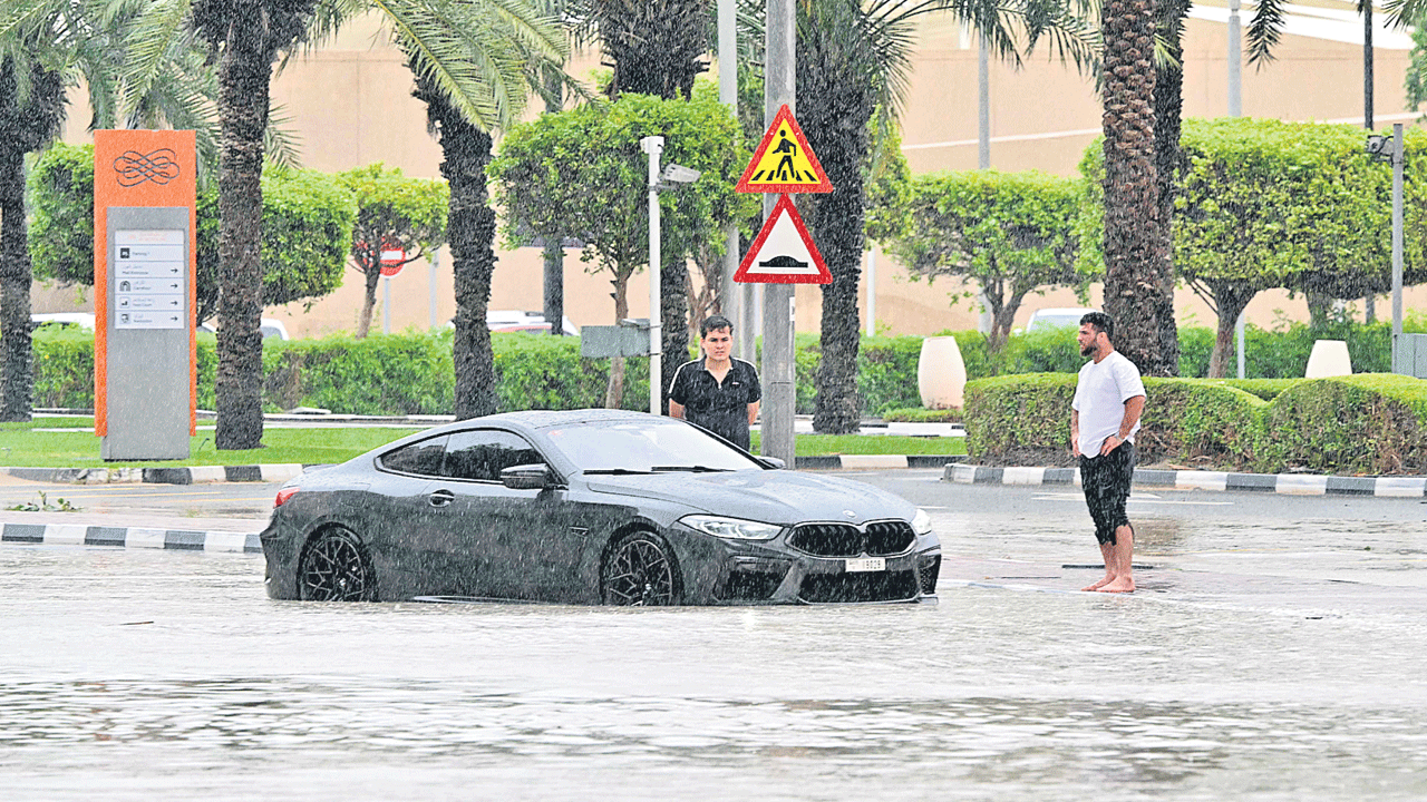 Dubai Rains | దుబాయ్‌ని మళ్లీ ముంచెత్తిన వానలు