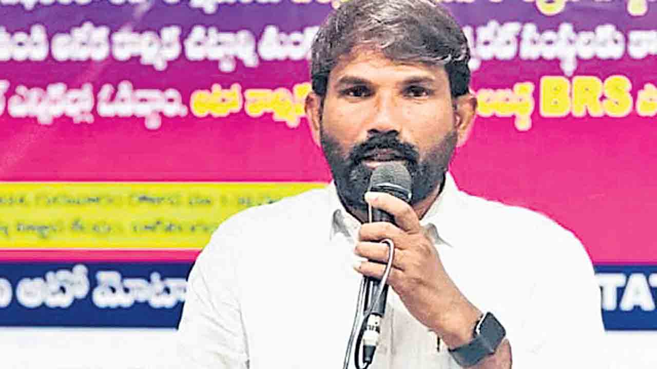 ఆటో డ్రైవర్లను ఆదుకోకుంటే ఉద్యమమే
