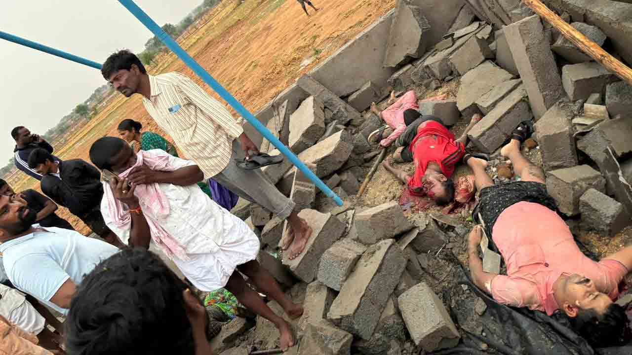 కూలిన బతుకులు