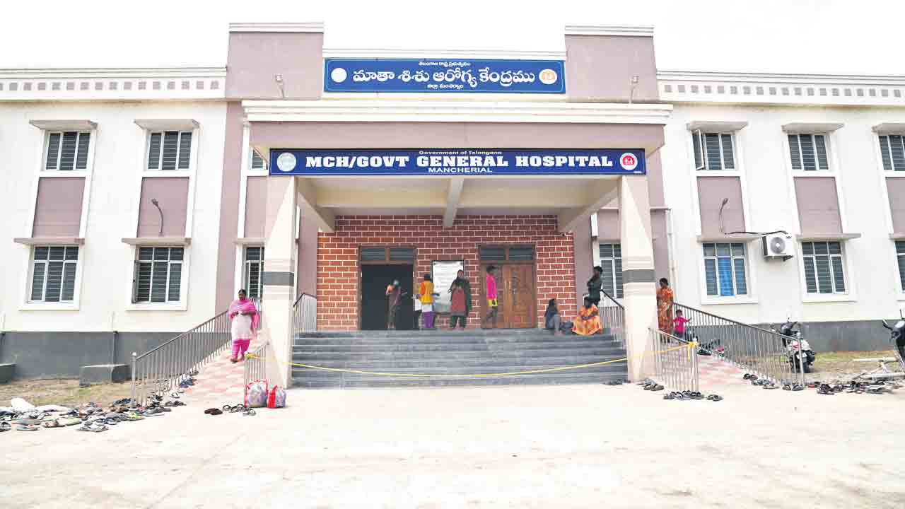 పురుడు కోసం వెళ్తే.. పుట్టెడు కష్టాలు..